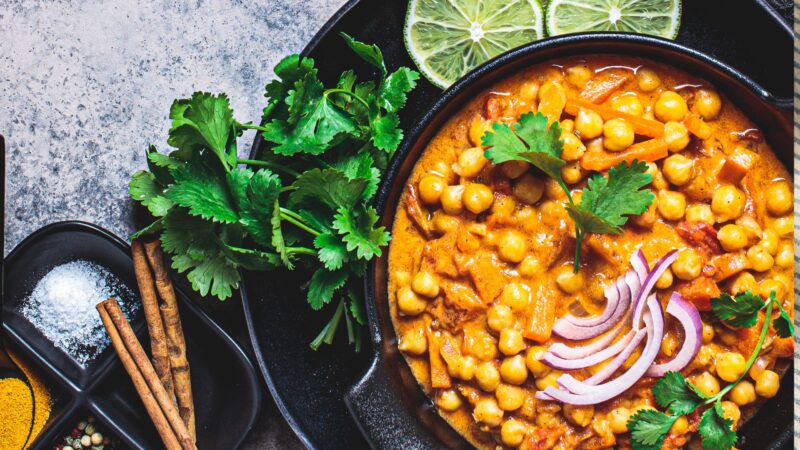 Easy Coconut Curry Chickpeas!