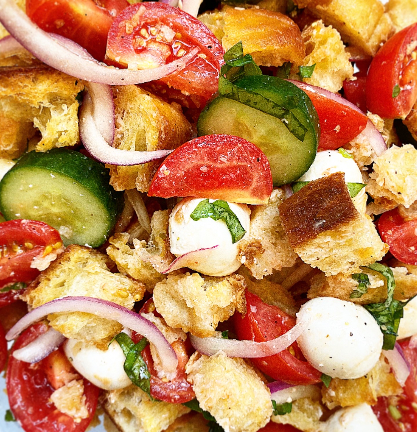 Simple Summer Panzanella