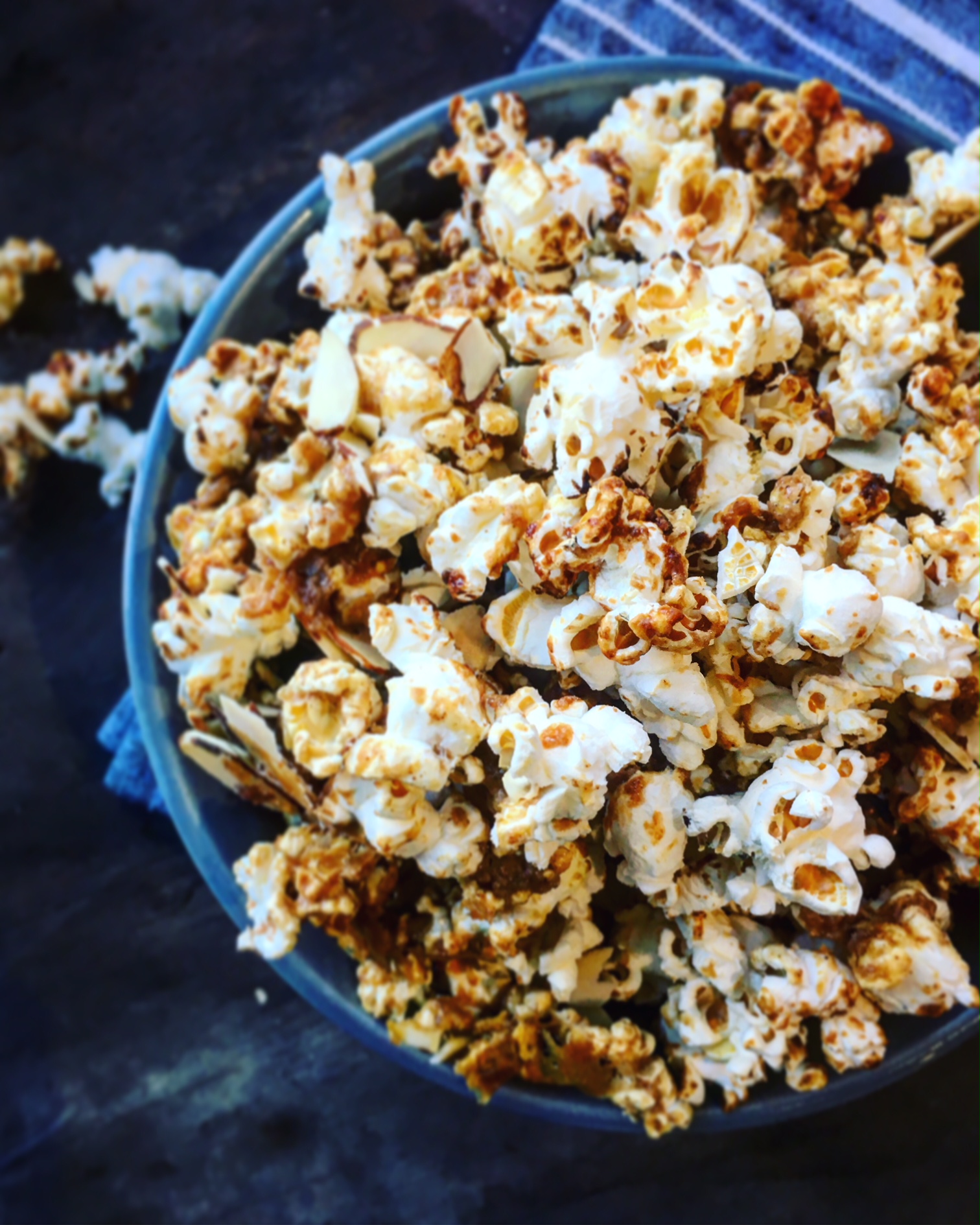Cinnamon Maple Caramel Popcorn