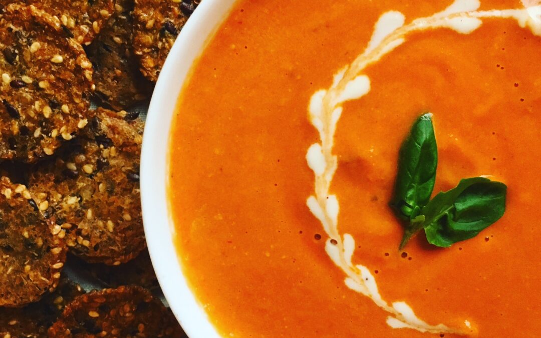 Creamy Tomato Soup (vegan)
