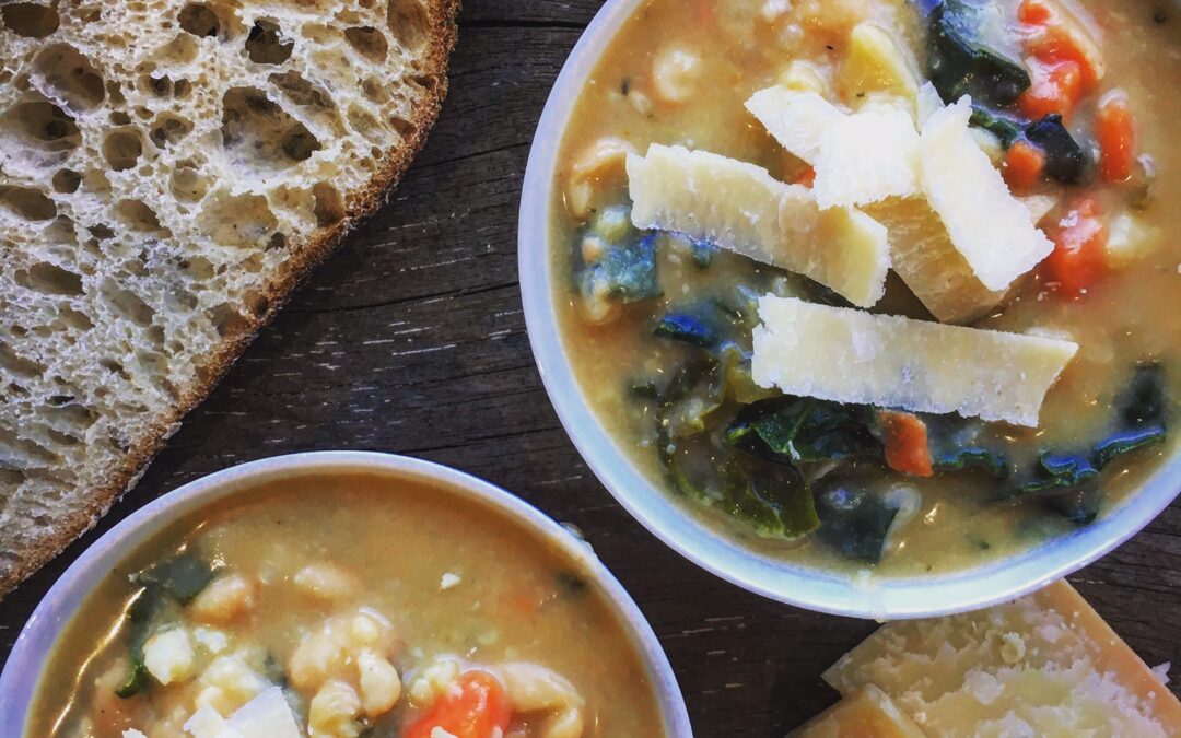 Creamy White Bean & Cauliflower Soup with Spinach
