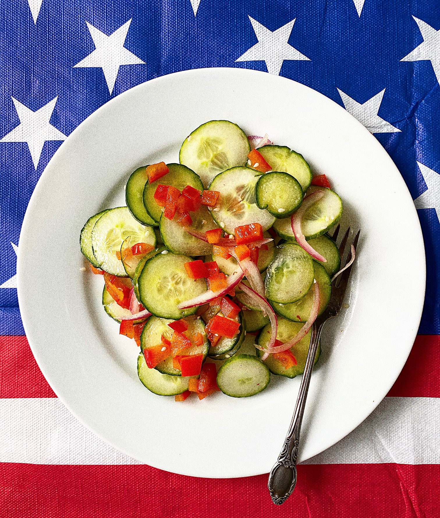 10-Minute Creamy Cucumber Salad!