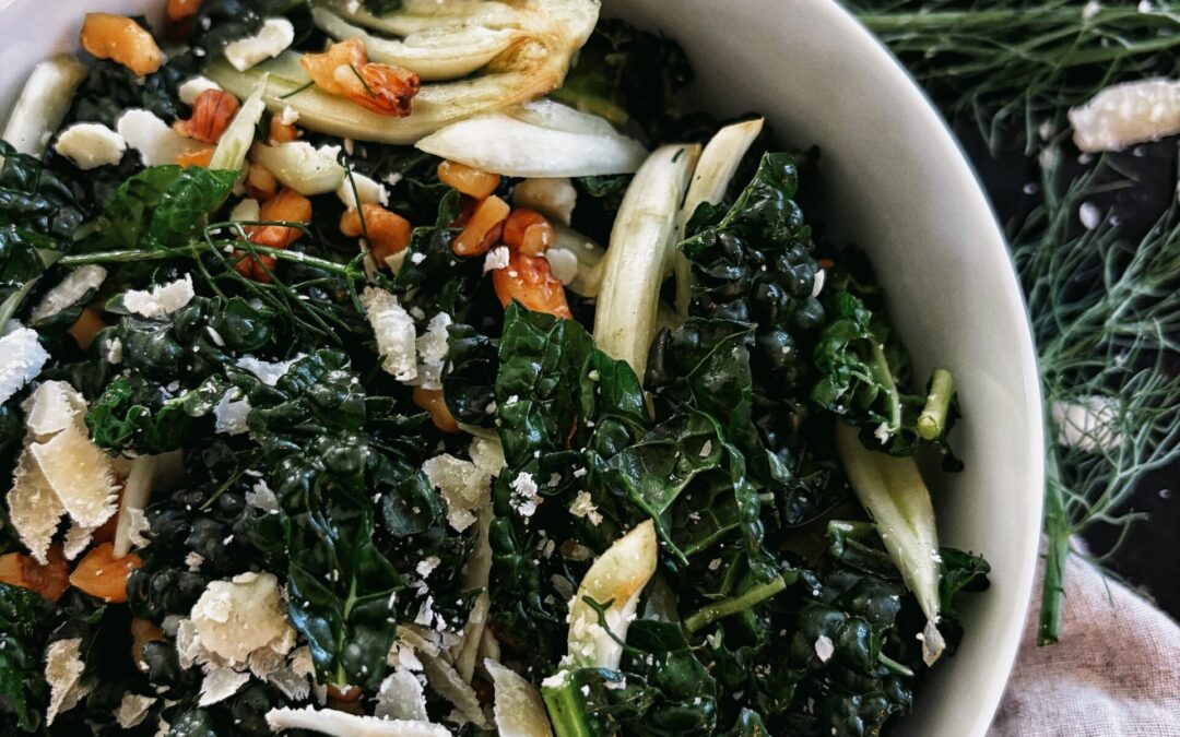 Crisp and Bright: A Simple Kale & Fennel Salad!