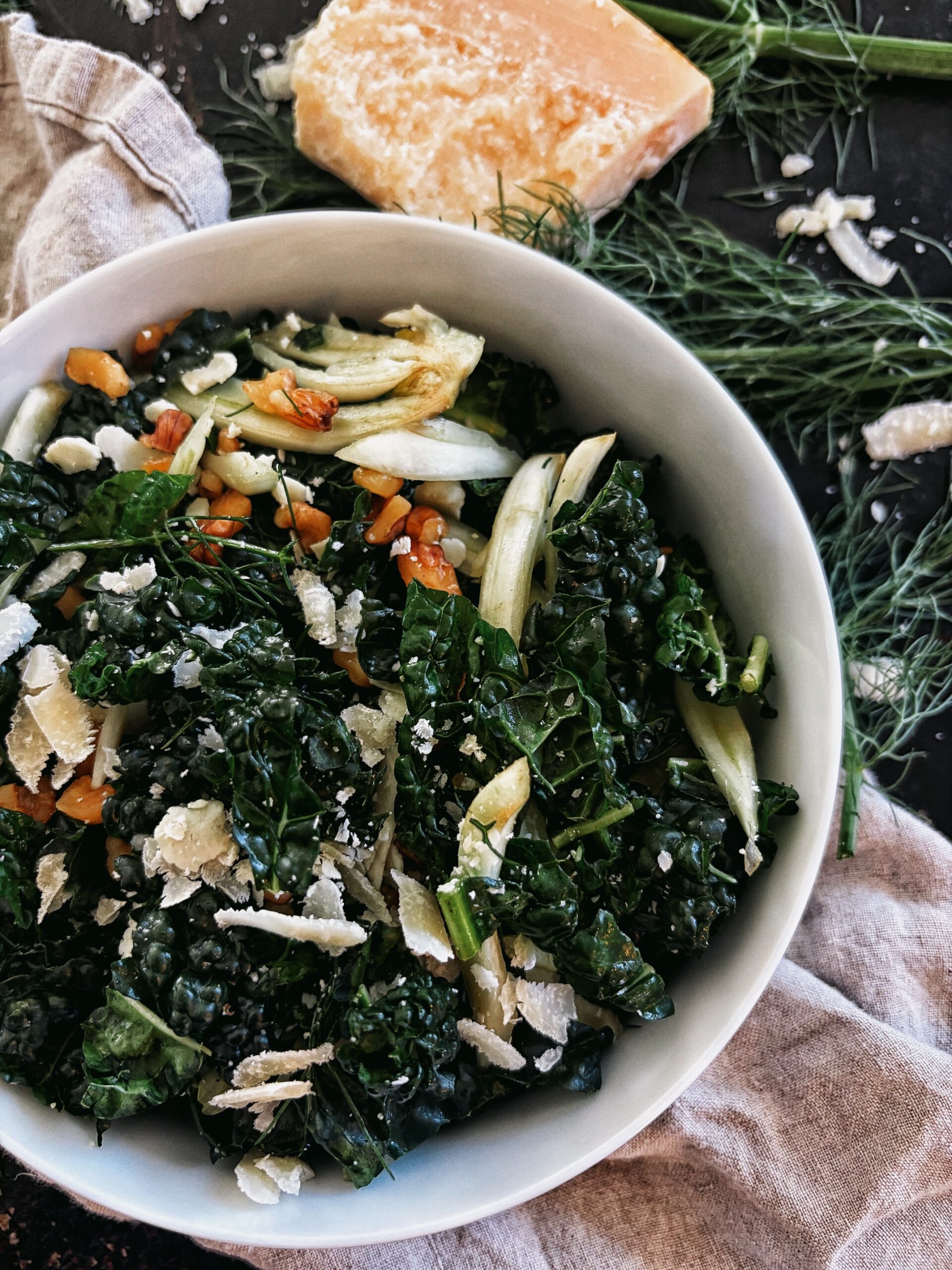 Crisp and Bright: A Simple Kale & Fennel Salad!