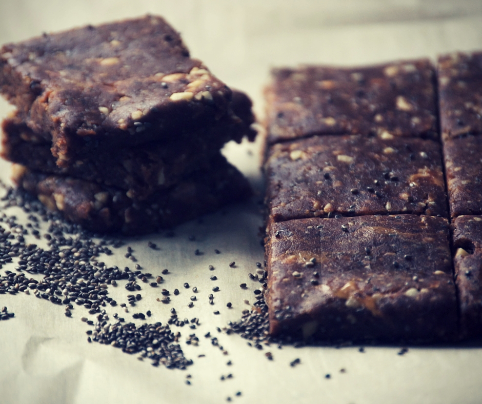 Peanut Butter Chocolate Chia Bars