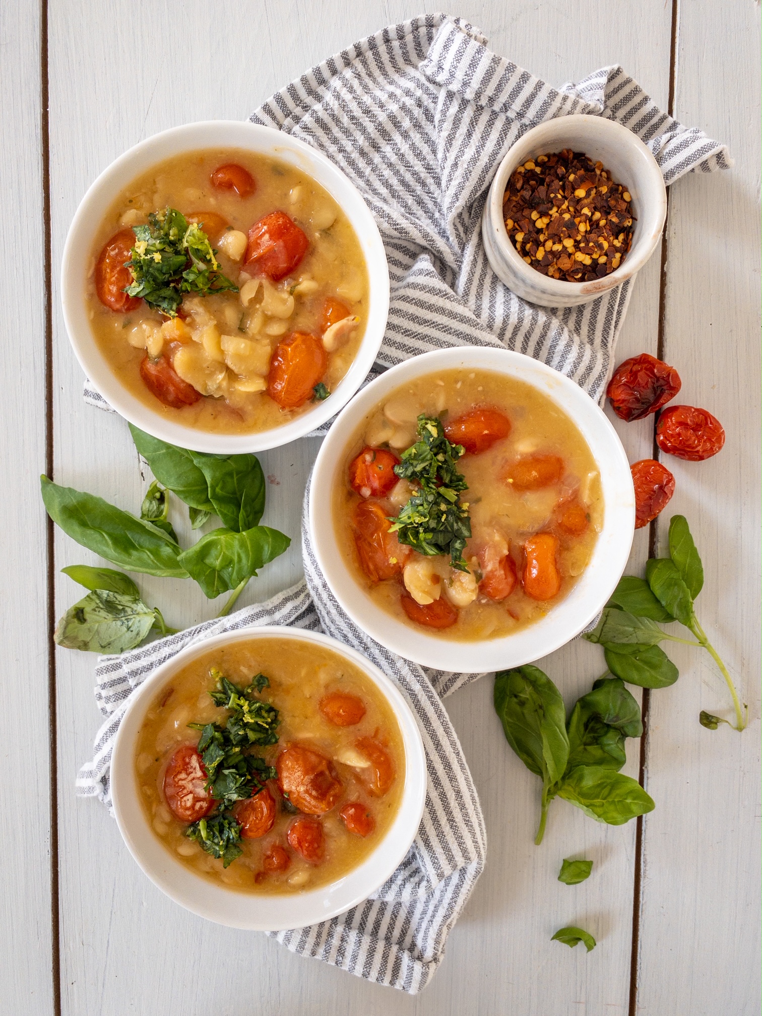 Roasted Tomato, White Bean & Basil Soup