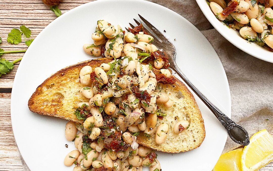 Simple Marinated White Bean Salad